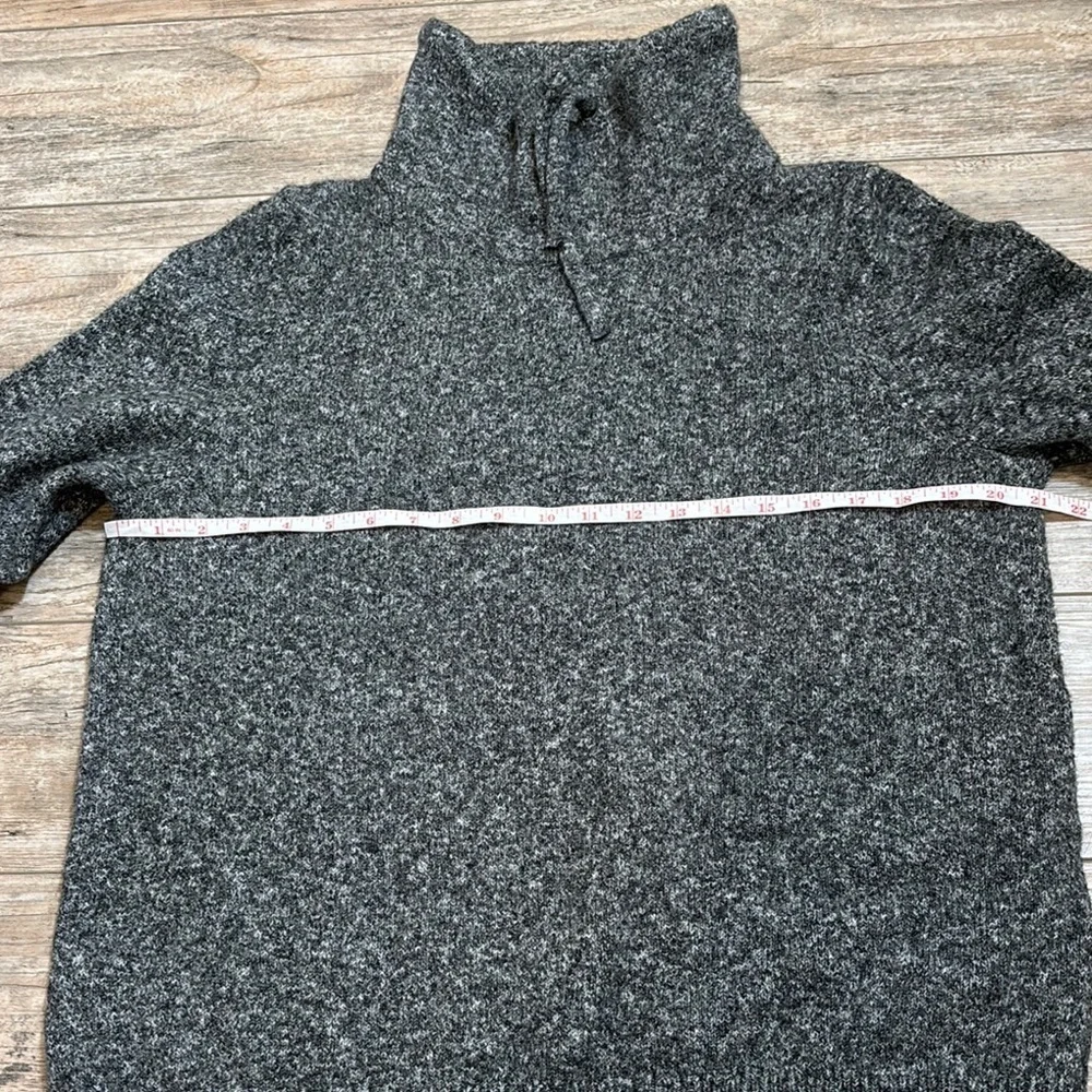 Workshop Republic Women's Gray Sweater Size Large